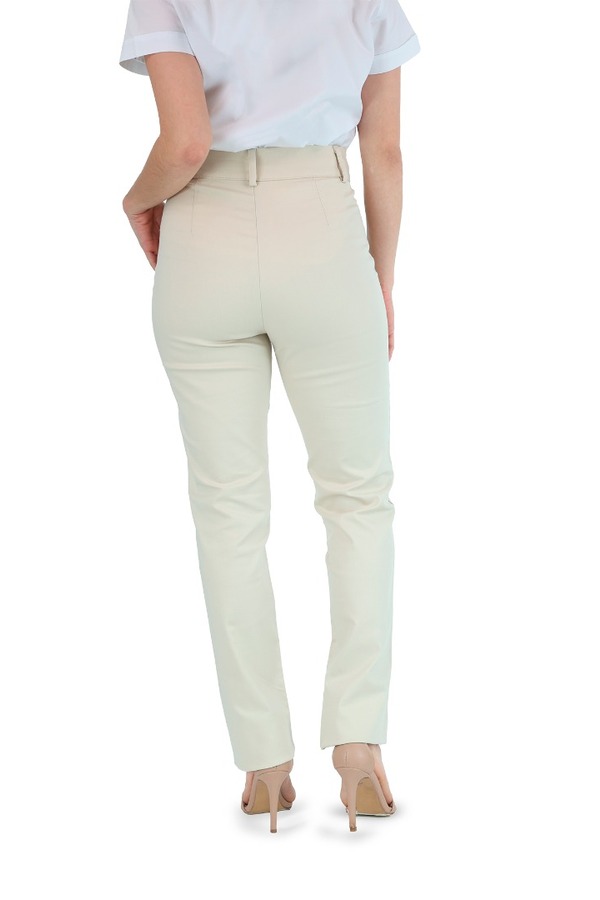 Pantalones De Vestir Color Arena Con Bolsas Para Mujer